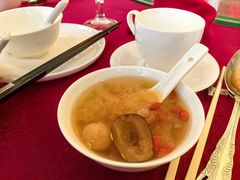 红莲杞子炖桃胶-美心皇宫(屯门大会堂店)