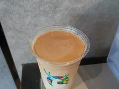 初恋青提小铁-瑞幸咖啡(深圳宝安机场国内到达厅店)