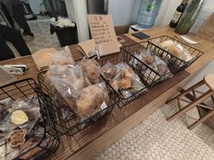 -雀食面包店(钟楼店)