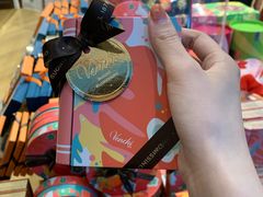 -VENCHI 闻绮(北京国贸商城店)