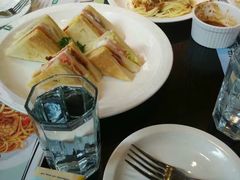 -伯顿西餐厅(厚街香榭丽店)