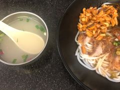 -丫丫桂林米粉(学府店)
