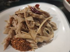 -莉莉家的音乐花园餐吧(航空路店)