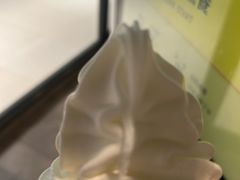 -麦当劳(百联西郊购物中心店)