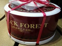 -黑森林饼皇(石龙路总店)