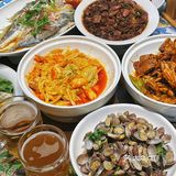 海味满桌 真满足😋