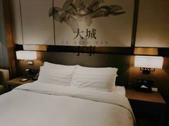 -乔治莫兰迪酒店(济南解放路山东大学店)
