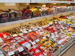-来伊份(我格广场武宁路店)