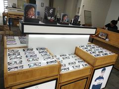 -LOGO眼镜·蔡司品牌折扣店(龙华清湖店)