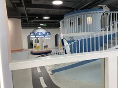 -蓝鲸奇亲子游泳俱乐部