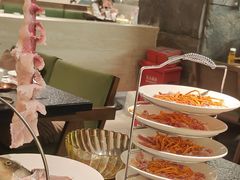 -得意咚瓜·顺德鱼生·冬瓜火锅(深圳首店)