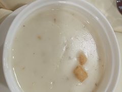 奶油鲜蘑菇汤-新侨三宝乐西餐厅(崇文门店)