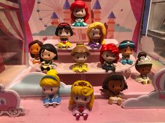 -泡泡玛特POPMART(侨福芳草地店)