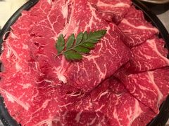 M8和牛-一绪に寿喜烧(荟聚店)