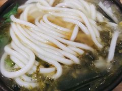 酸菜肉片沾水米线-贵州沾水米线(学田湾店)