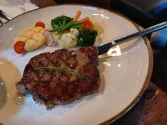 -SISTERS BAR RESTAURANT川意酒馆(嘉善老市H楼店)