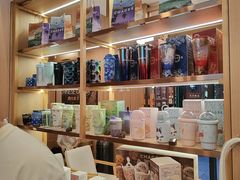 -霸王茶姬(南强街店)