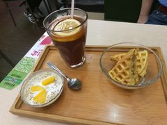 -佰搭果·广式茶餐厅(西华路店)