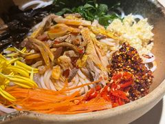 招牌凉米线-雲說·花(西宸天街店)