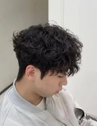 -逸丝风尚专注烫染