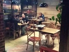 大堂-何师烧烤·香辣蟹·川菜·30年老品牌(太古里旗舰店)