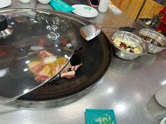-屯老二农家铁锅炖·行业领军者(梅江店)