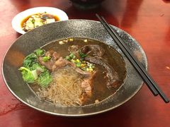 -尊品原汁牛肉面