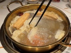 高钙牛骨汤底-牛人日志·鲜牛肉骨汤火锅(万科里瑧店)