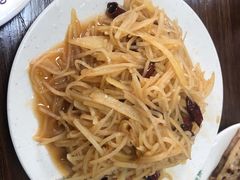 酸辣土豆丝-清真永恒华威肉饼(潘家园店)