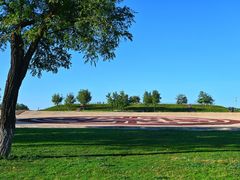 -汉长安城未央宫国家考古遗址公园