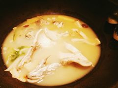 -咕嘟草帽鱼·牛奶一样的鲜鱼汤(包河万达广场创始店)