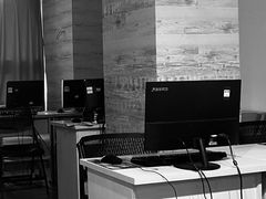 -金夫人化妆摄影职业培训学校