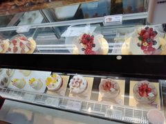 -花花卷卷·鲜食蛋糕(静安久光百货店)
