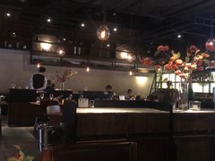 -Carbon莫卡哆·意大利复古集市餐厅(杭州大厦店)