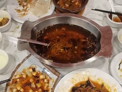 -鑫巴蜀小镇 · 水煮鱼专研店(玉桥店)