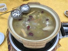 清远鸡-濠轩阁特色生蚝火锅(水湾路店)