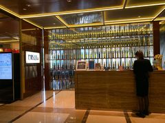 -大中华希尔顿酒店-念自助餐·嗨啤·小龙虾