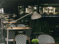 -喜洲吧·江畔老船厂·庭院餐厅(喜临院店)
