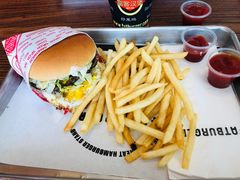 -FATBURGER 特富客汉堡(外交公寓店)