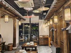 -聚汇三少·龙虾·中餐厅(莫邪路新天地店)