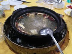 -濠轩阁特色生蚝火锅(水湾路店)