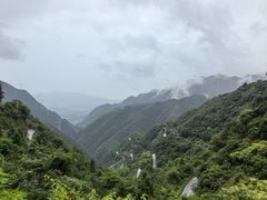 -披云山庄