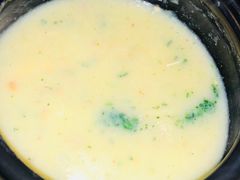 免费咸粥-赵记煎饼卷大葱(东岳店)