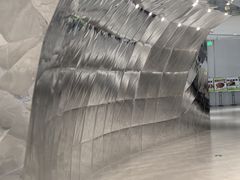 -涨巢·潮玩水疗局