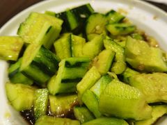 刀拍黄瓜-渝湘厨(古美店)