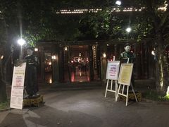 -河内西湖莲花自助餐厅