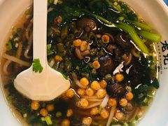 -湘人龙记老长沙米粉(鸟巢店)