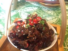 -蘑菇私房菜小馆(杨家坪西城天街店)