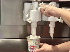 -DQ·蛋糕·冰淇淋(大宁国际商业广场店)