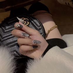 -好看加白色房子